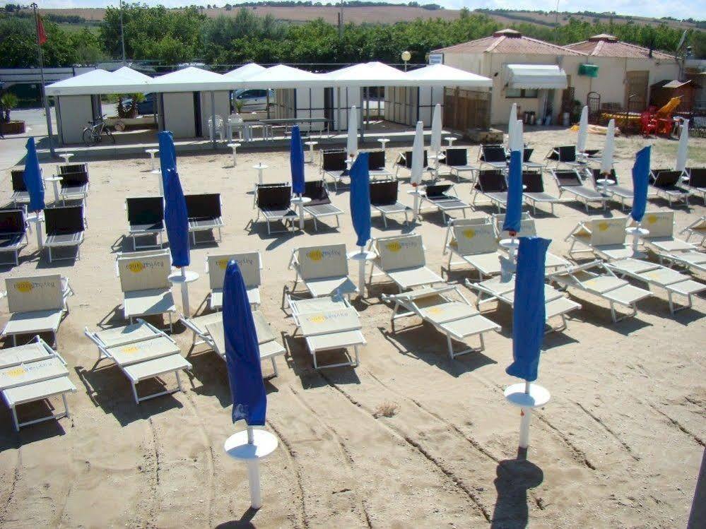 Pet Family Camping Cortina Senigallia Exterior foto